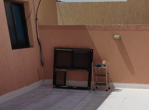 سطح مبلط تم عزله